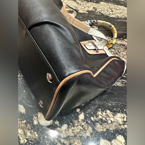 Coach Black and Cream Satchel - Picture 12 of 14